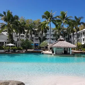 Club Apartment